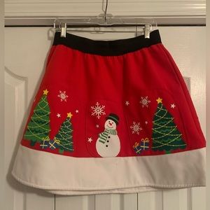 Christmas Skirt - Size: L - Lightly worn